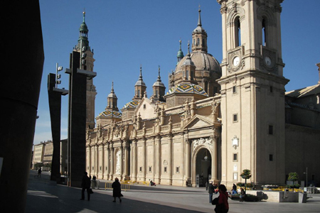 Nuestra Senora del Pilar, Zaragoza (Exterior)