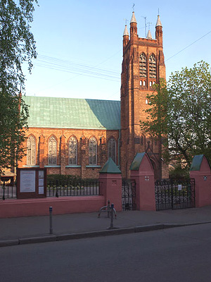 St Andrew's, Moscow (Exterior)