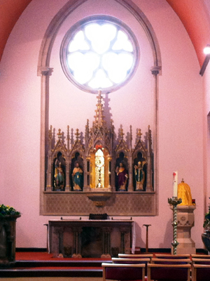 St John the Baptist, Trowbridge (Altar)
