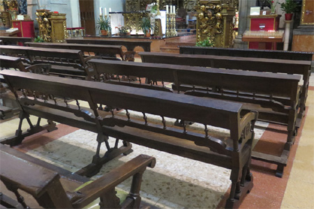 Santo Agostio, Compostela (Pews)